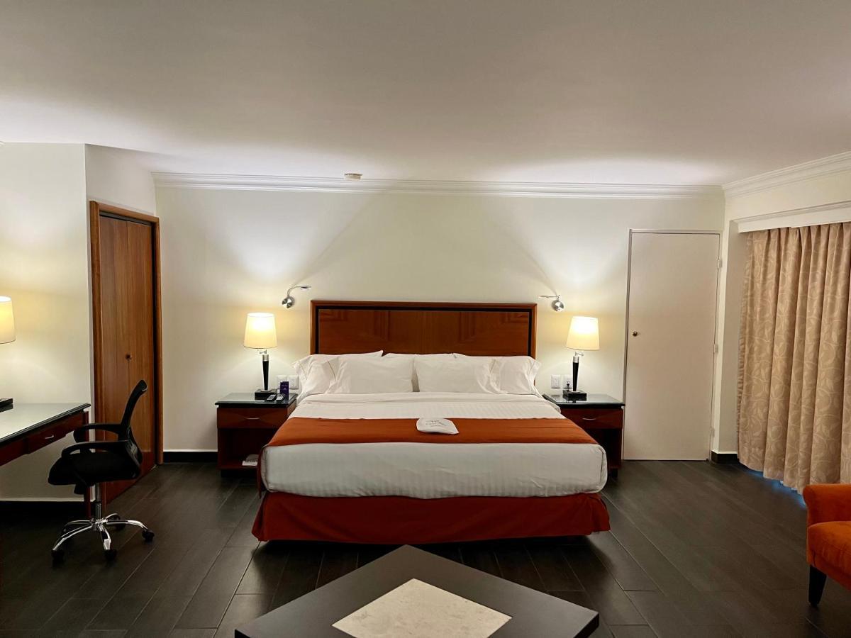 Hs Hotsson Hotel Tampico Buitenkant foto