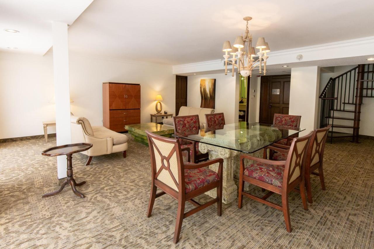 Hs Hotsson Hotel Tampico Buitenkant foto