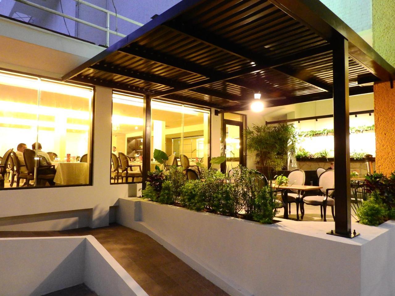 Hs Hotsson Hotel Tampico Buitenkant foto